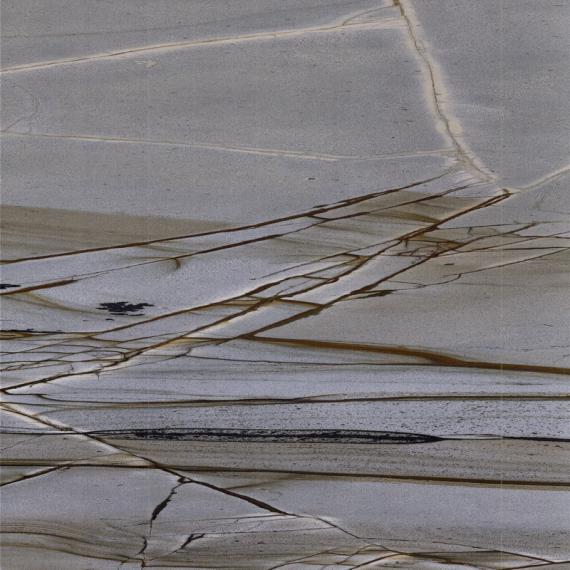 Dalle de marbre bleu de Rome